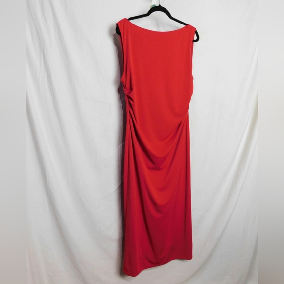 NWT Mollie Ruched Midi Dress Size XL in Red by WAYF - Picture 2 of 9